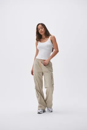 Loose Pocket Pants - Beige