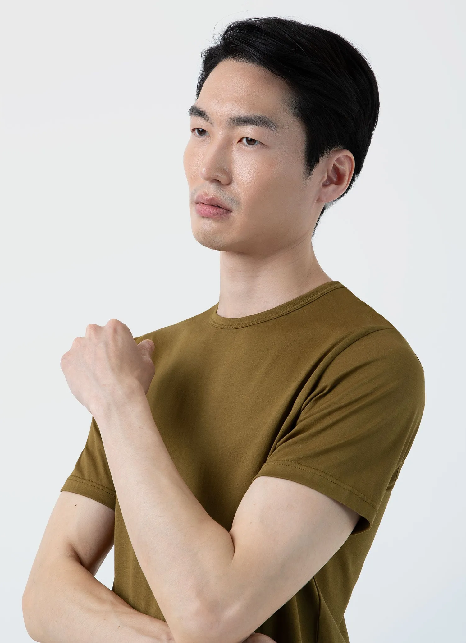 Men's Classic T-shirt in Olive